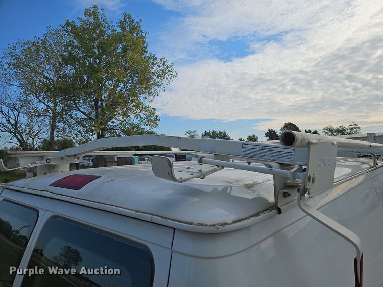 image for item DP2435 2007 Ford E250 Super Duty  van