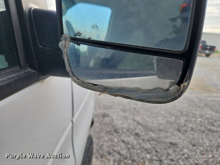 image for item DP2435 2007 Ford E250 Super Duty  van