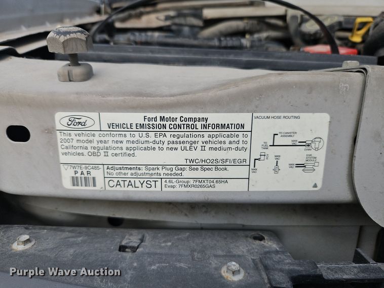 image for item DP2435 2007 Ford E250 Super Duty  van