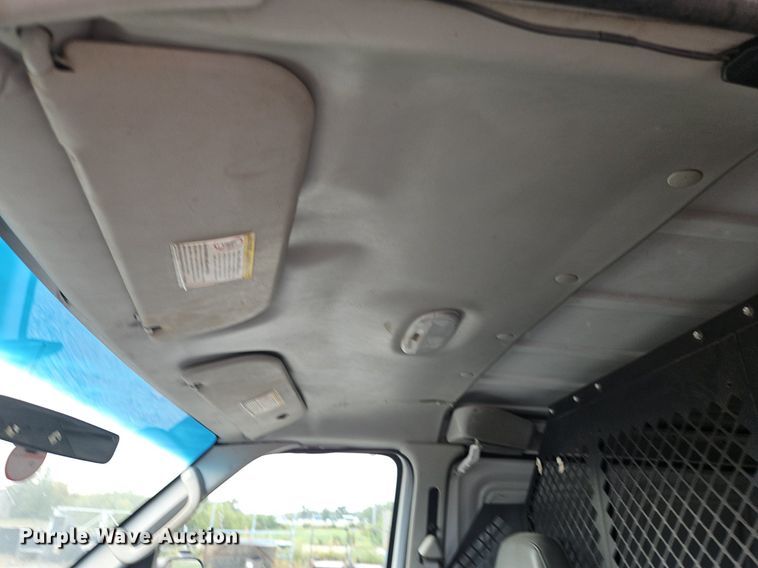 image for item DP2435 2007 Ford E250 Super Duty  van