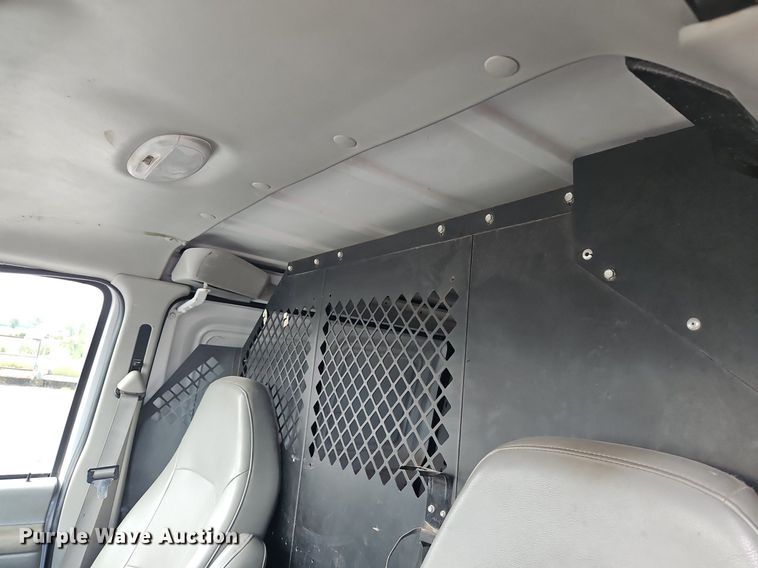 image for item DP2435 2007 Ford E250 Super Duty  van