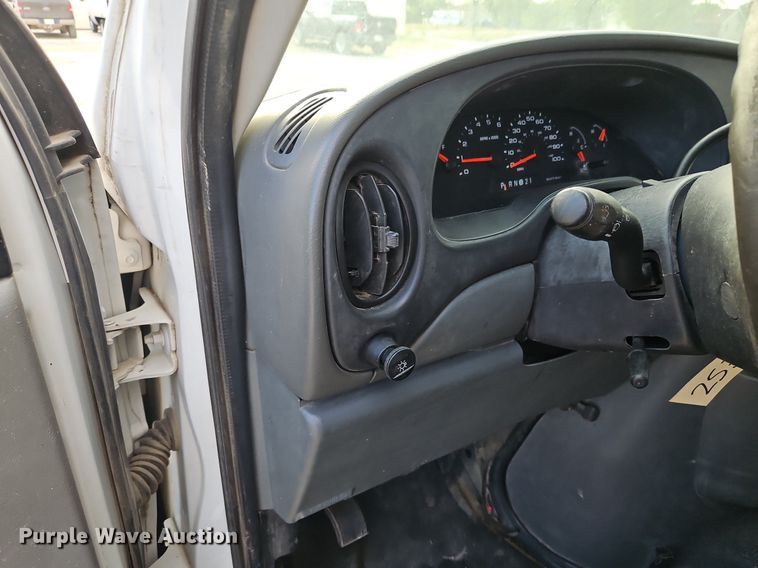 image for item DP2435 2007 Ford E250 Super Duty  van