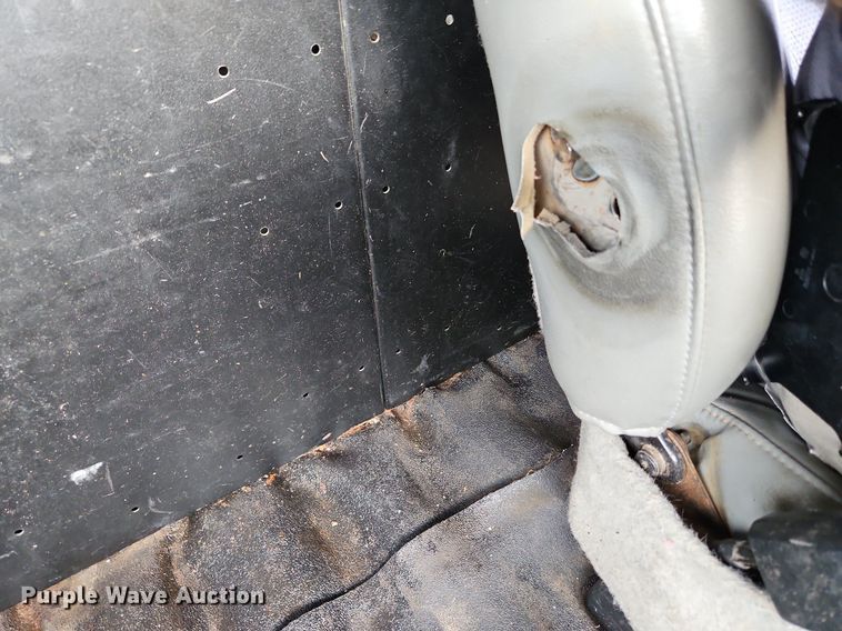 image for item DP2435 2007 Ford E250 Super Duty  van