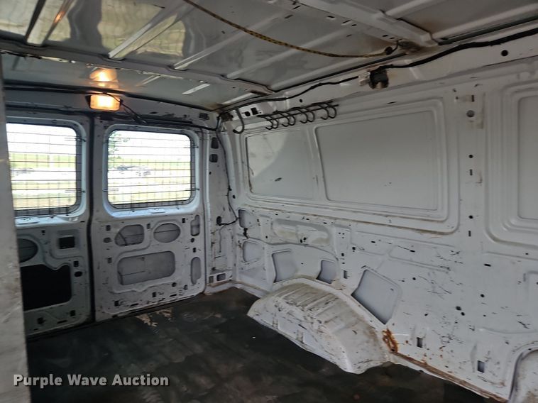 image for item DP2435 2007 Ford E250 Super Duty  van