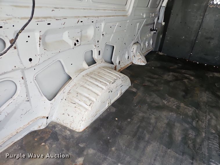 image for item DP2435 2007 Ford E250 Super Duty  van