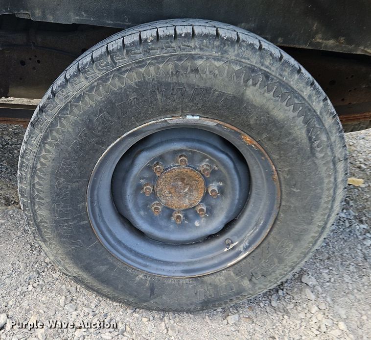 image for item DP2435 2007 Ford E250 Super Duty  van