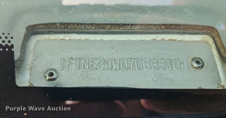 image for item DP2435 2007 Ford E250 Super Duty  van