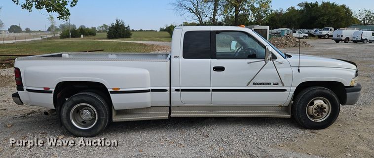 image for item DP2436 1998 Dodge Ram 3500  Quad Cab pickup truck