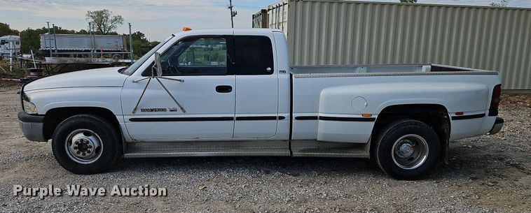 image for item DP2436 1998 Dodge Ram 3500  Quad Cab pickup truck