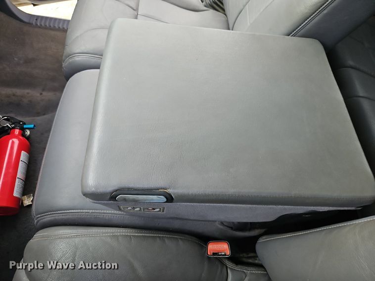 image for item DP2436 1998 Dodge Ram 3500  Quad Cab pickup truck