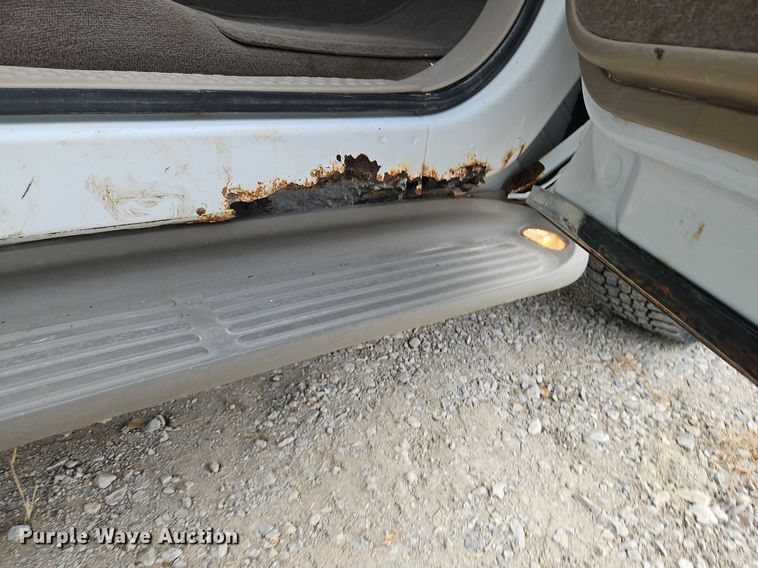 image for item DP2437 2002 Ford Excursion  SUV