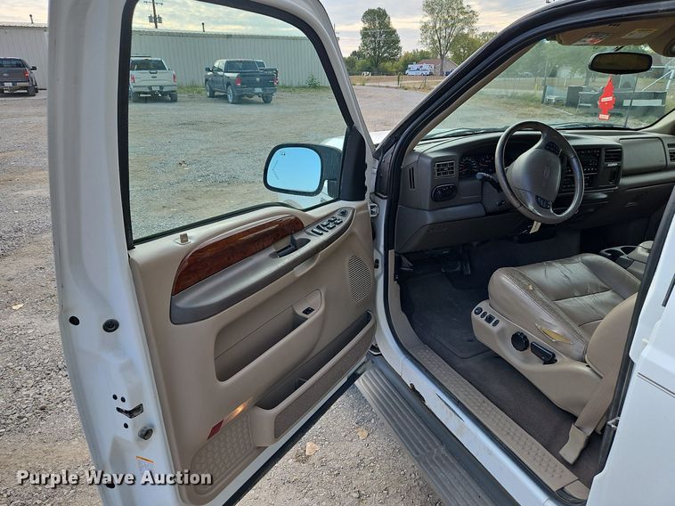 image for item DP2437 2002 Ford Excursion  SUV