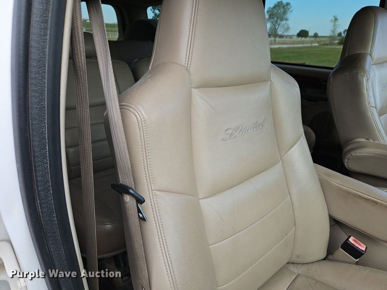 image for item DP2437 2002 Ford Excursion  SUV