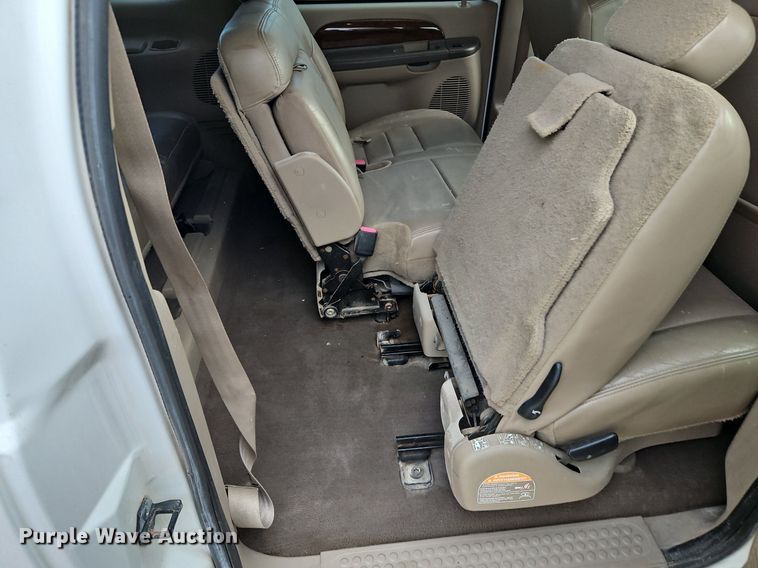 image for item DP2437 2002 Ford Excursion  SUV