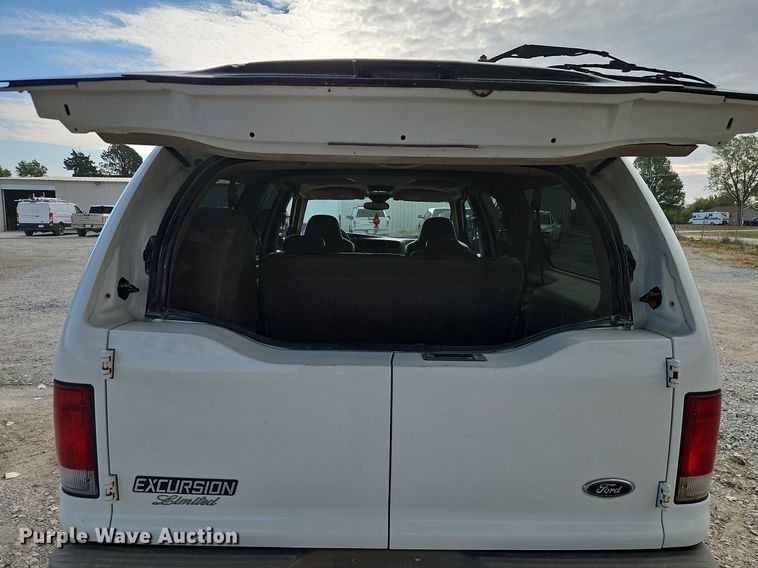 image for item DP2437 2002 Ford Excursion  SUV