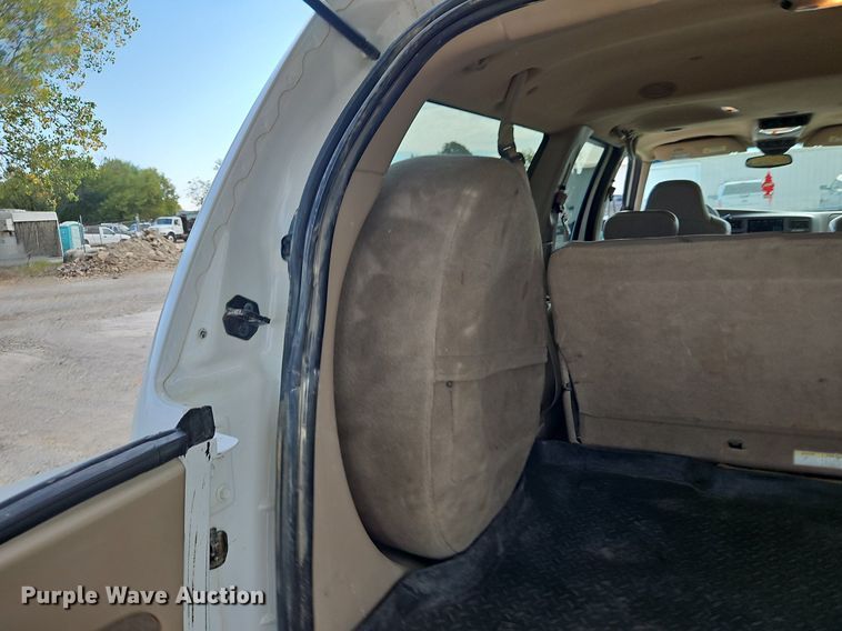 image for item DP2437 2002 Ford Excursion  SUV