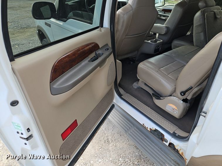 image for item DP2437 2002 Ford Excursion  SUV