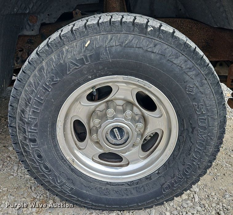 image for item DP2437 2002 Ford Excursion  SUV