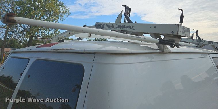 image for item DP2438 2006 Ford E250  van