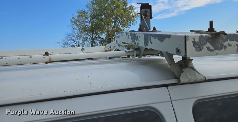 image for item DP2438 2006 Ford E250  van