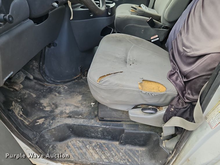 image for item DP2438 2006 Ford E250  van