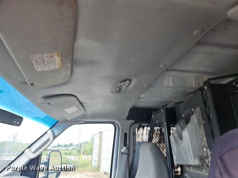 image for item DP2438 2006 Ford E250  van