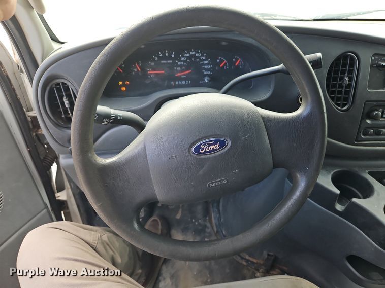 image for item DP2438 2006 Ford E250  van