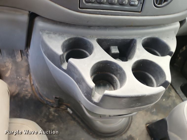 image for item DP2438 2006 Ford E250  van