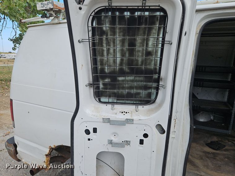 image for item DP2438 2006 Ford E250  van