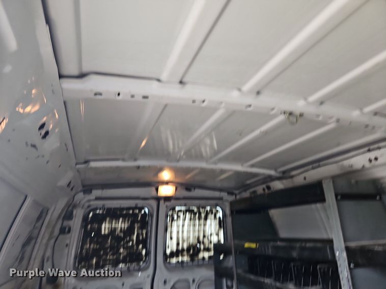 image for item DP2438 2006 Ford E250  van