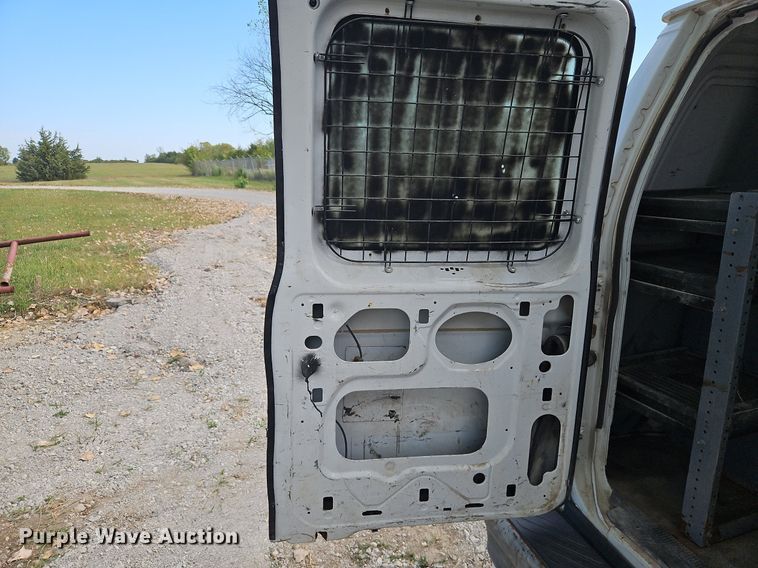 image for item DP2438 2006 Ford E250  van