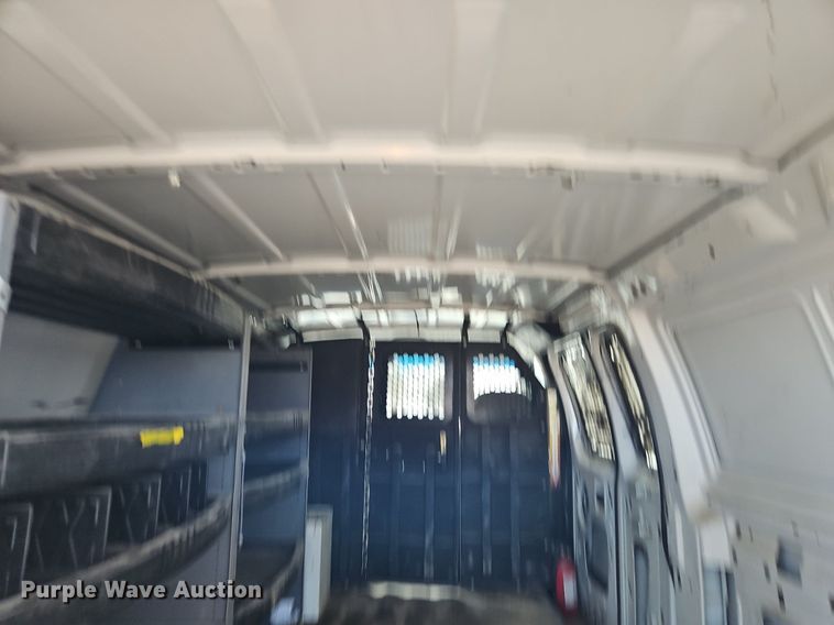 image for item DP2438 2006 Ford E250  van