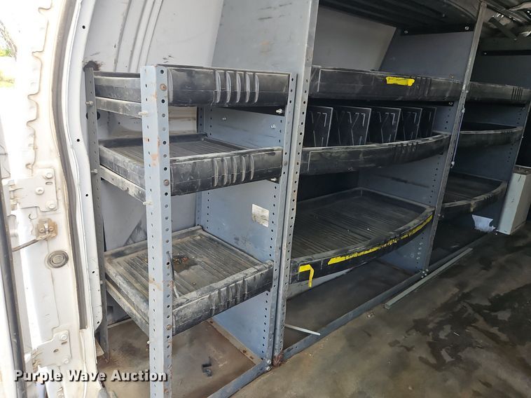 image for item DP2438 2006 Ford E250  van