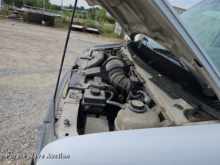 image for item DP2438 2006 Ford E250  van