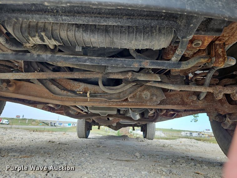 image for item DP2438 2006 Ford E250  van