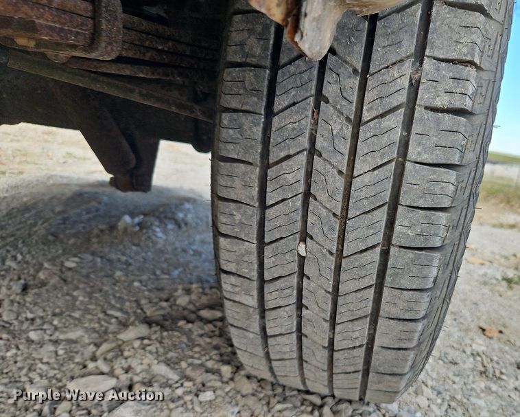 image for item DP2438 2006 Ford E250  van