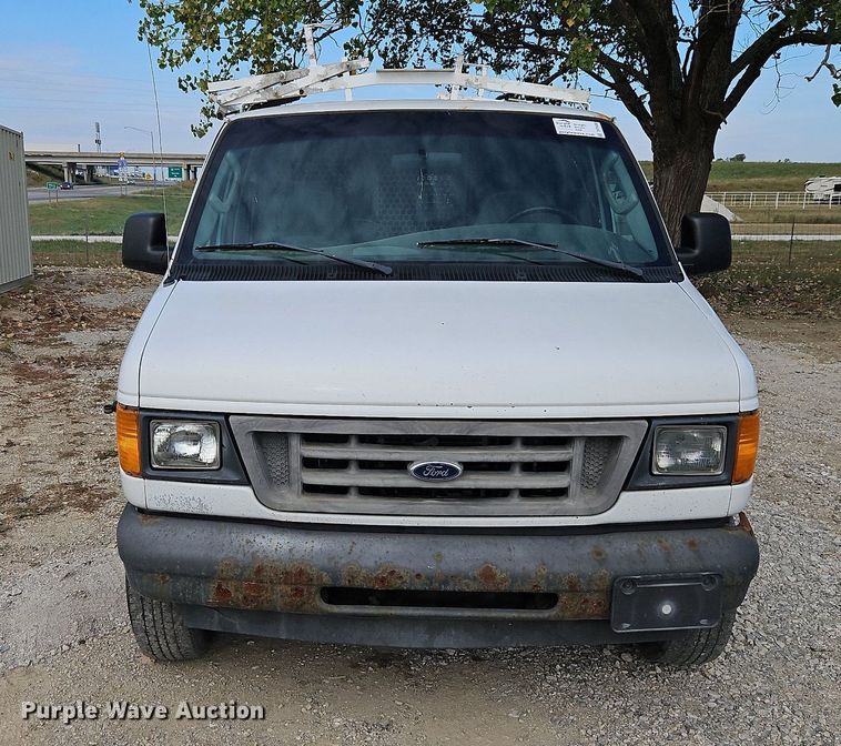 image for item DP2439 2004 Ford E250  van
