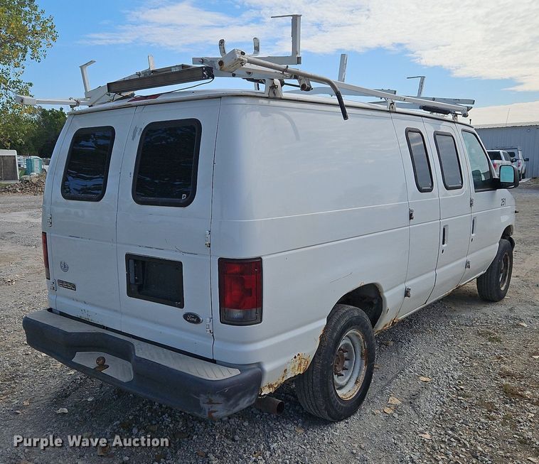 image for item DP2439 2004 Ford E250  van