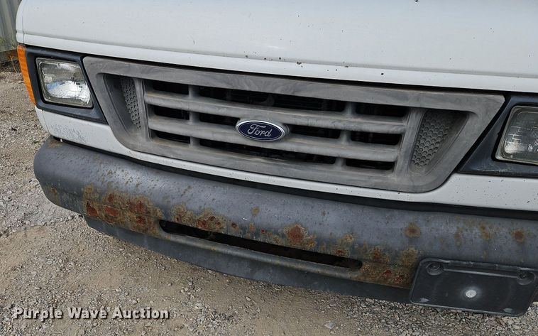 image for item DP2439 2004 Ford E250  van