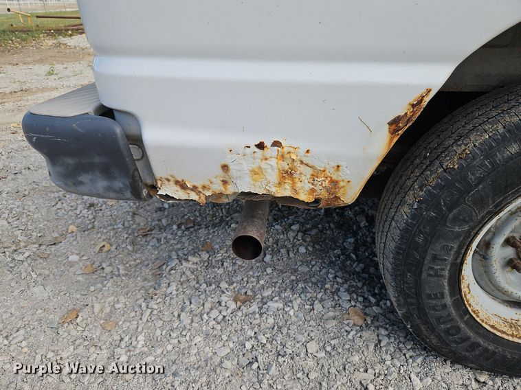 image for item DP2439 2004 Ford E250  van