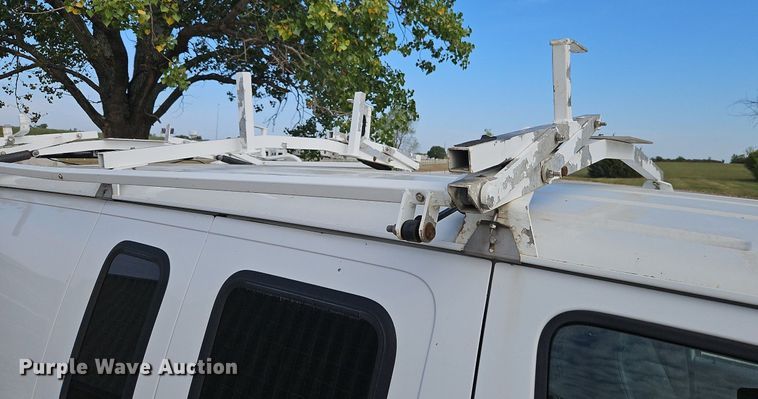 image for item DP2439 2004 Ford E250  van