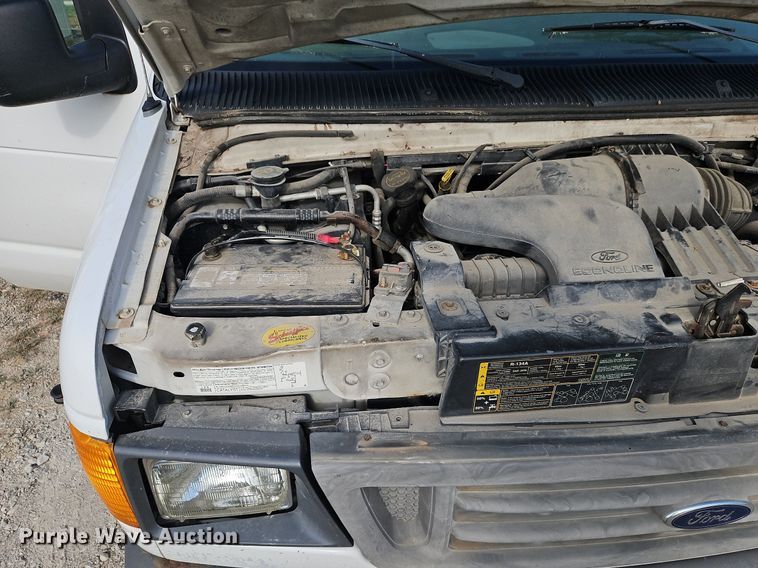 image for item DP2439 2004 Ford E250  van