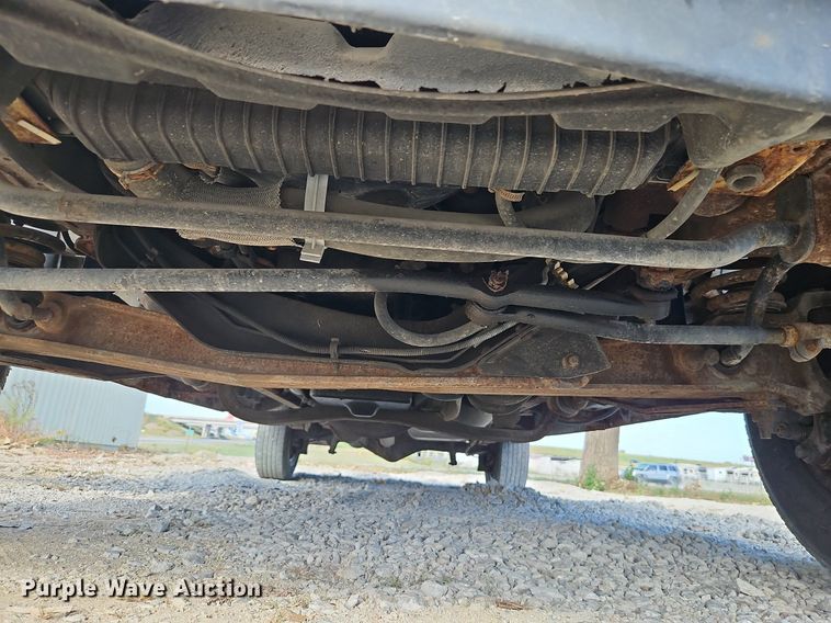 image for item DP2439 2004 Ford E250  van