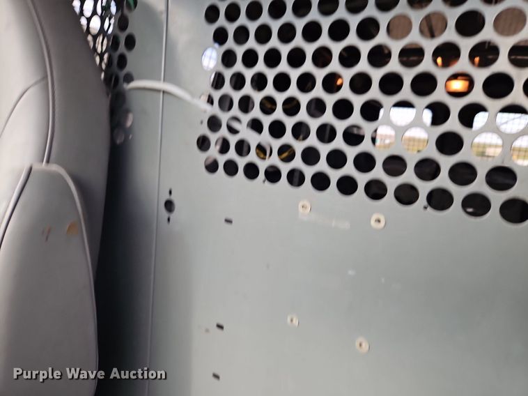 image for item DP2439 2004 Ford E250  van