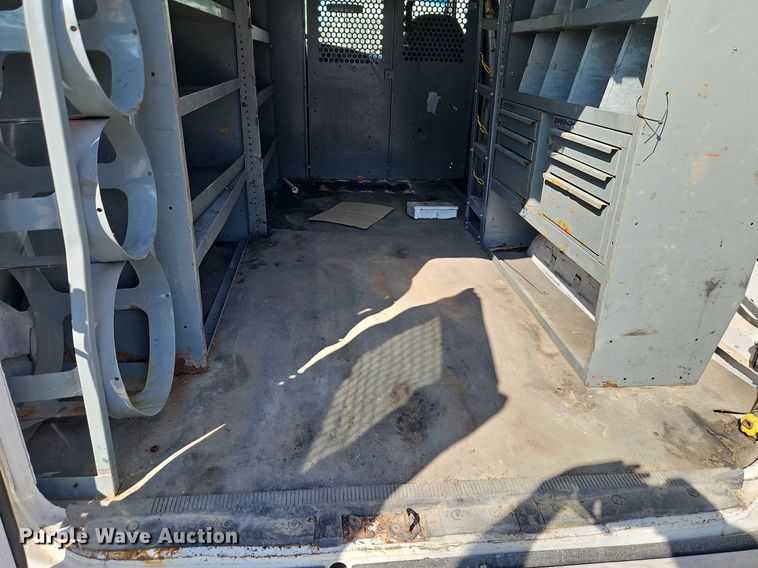 image for item DP2439 2004 Ford E250  van