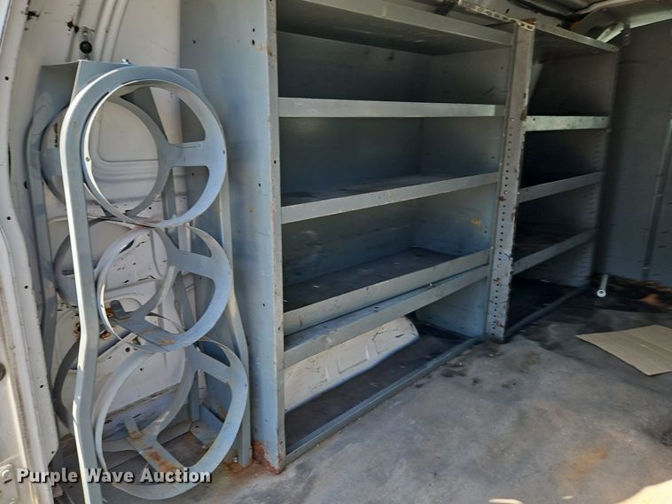 image for item DP2439 2004 Ford E250  van