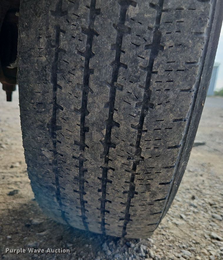 image for item DP2439 2004 Ford E250  van