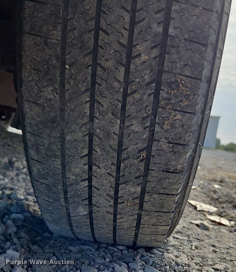 image for item DP2439 2004 Ford E250  van