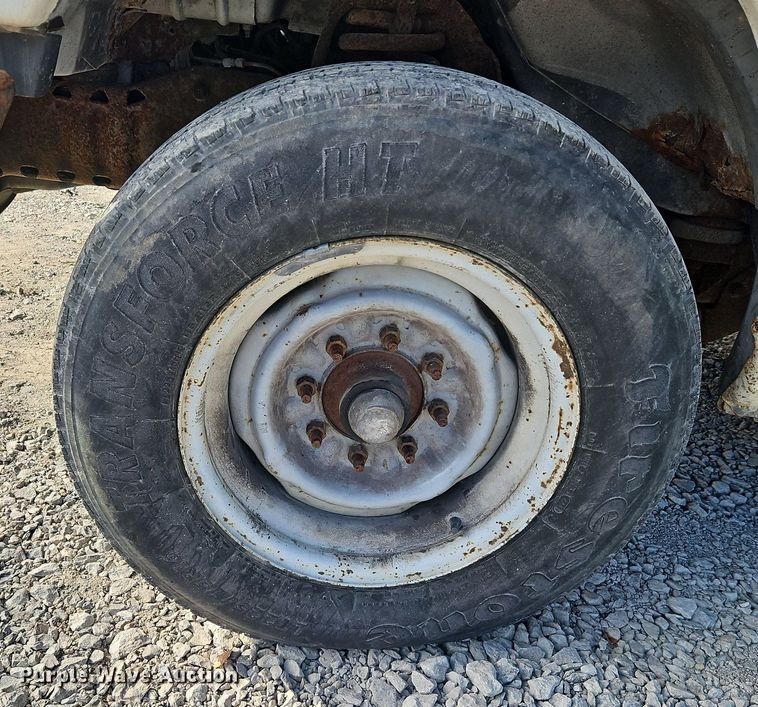 image for item DP2439 2004 Ford E250  van