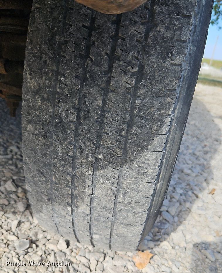 image for item DP2439 2004 Ford E250  van